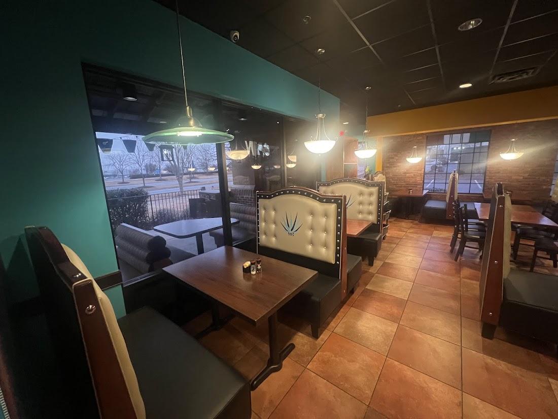 Casa Del Agave Bar & Grill